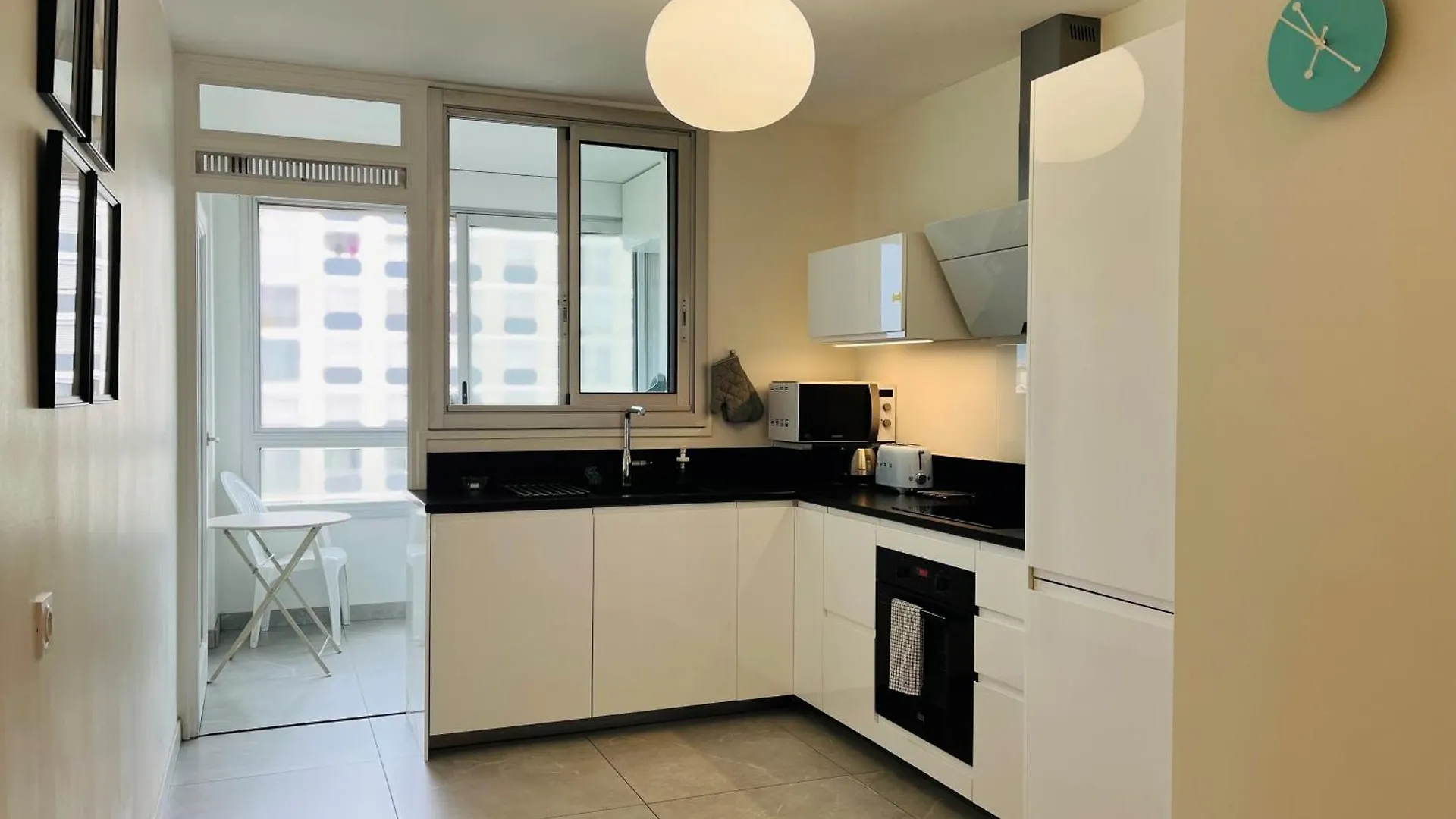 Central, Confort, Clim, 2 Chambres, Parking - Lyon 6E 0*,